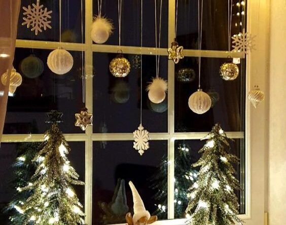 Decorating Windows for Christmas