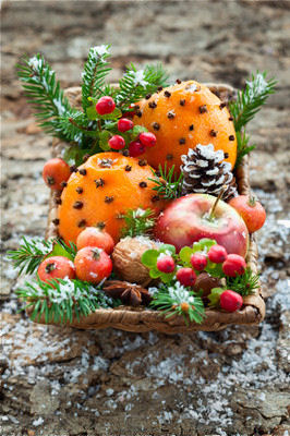 Clove Studded Oranges and Apple basket